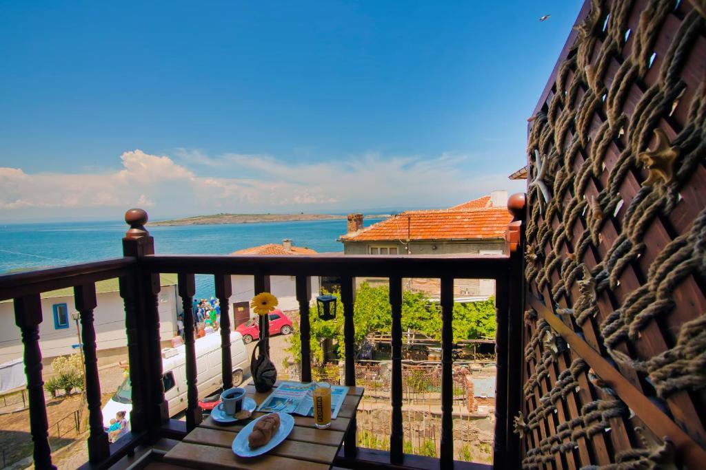 Hotel Albatros Old Town Sozopol Room photo