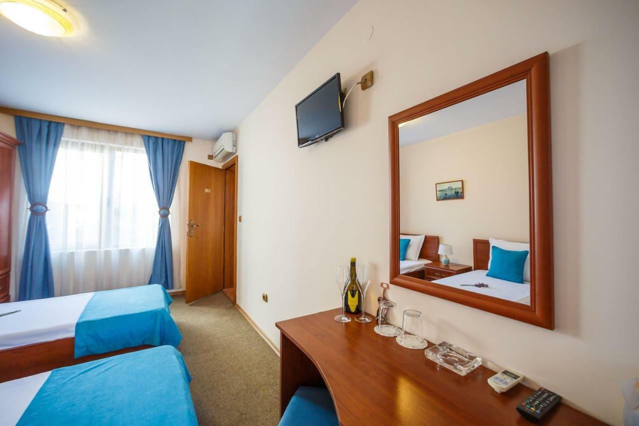 Hotel Albatros Old Town Sozopol Exterior photo