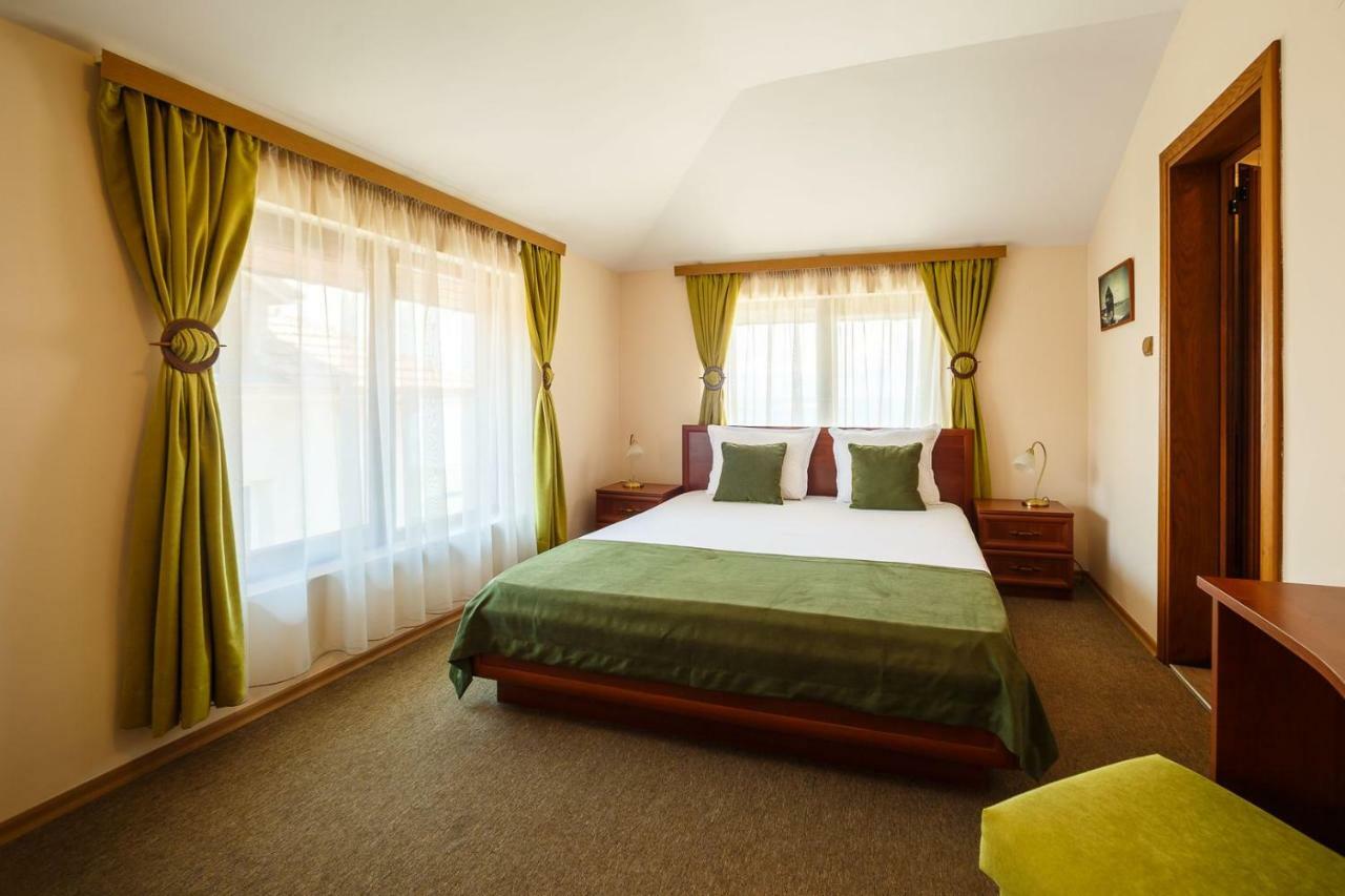 Hotel Albatros Old Town Sozopol Exterior photo
